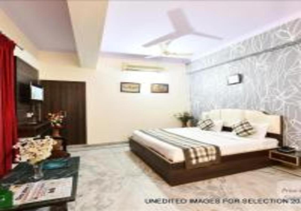 Hotel Chanakya Agra  Eksteriør billede