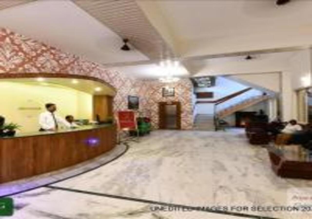 Hotel Chanakya Agra  Eksteriør billede