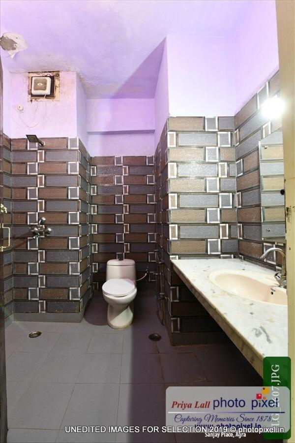 Hotel Chanakya Agra  Eksteriør billede