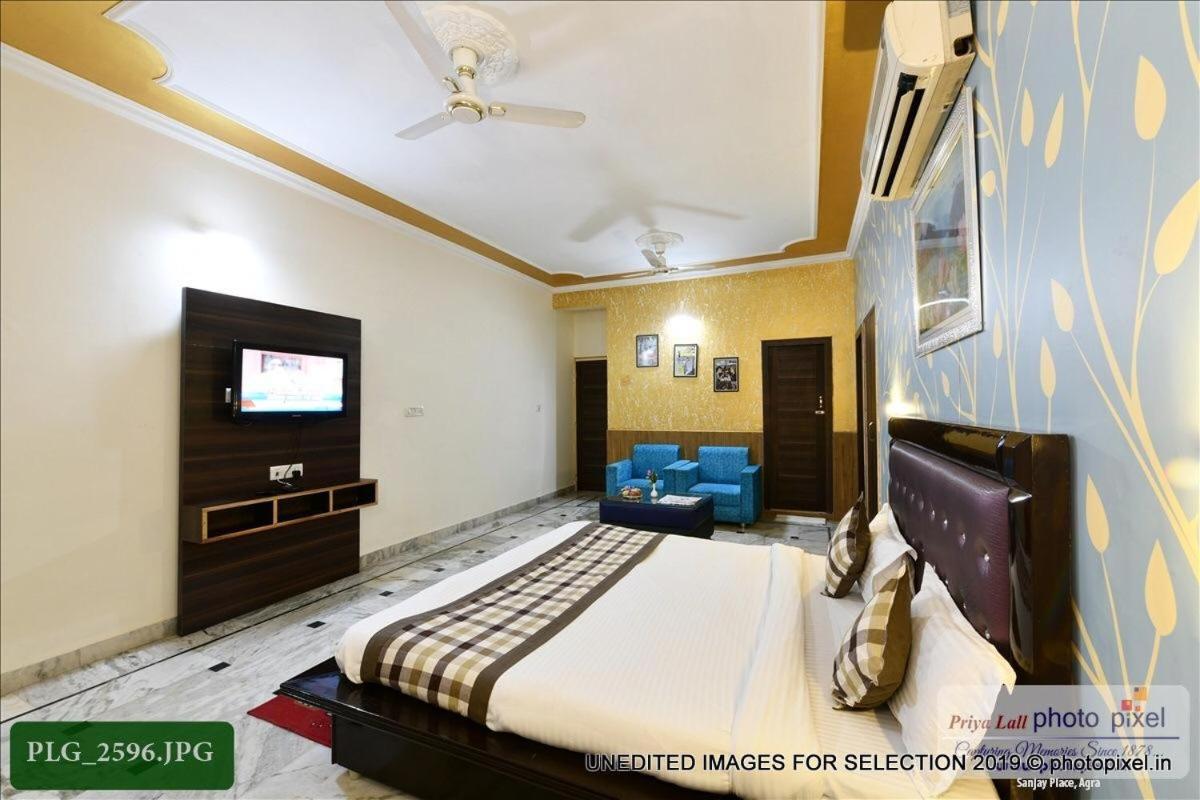 Hotel Chanakya Agra  Eksteriør billede
